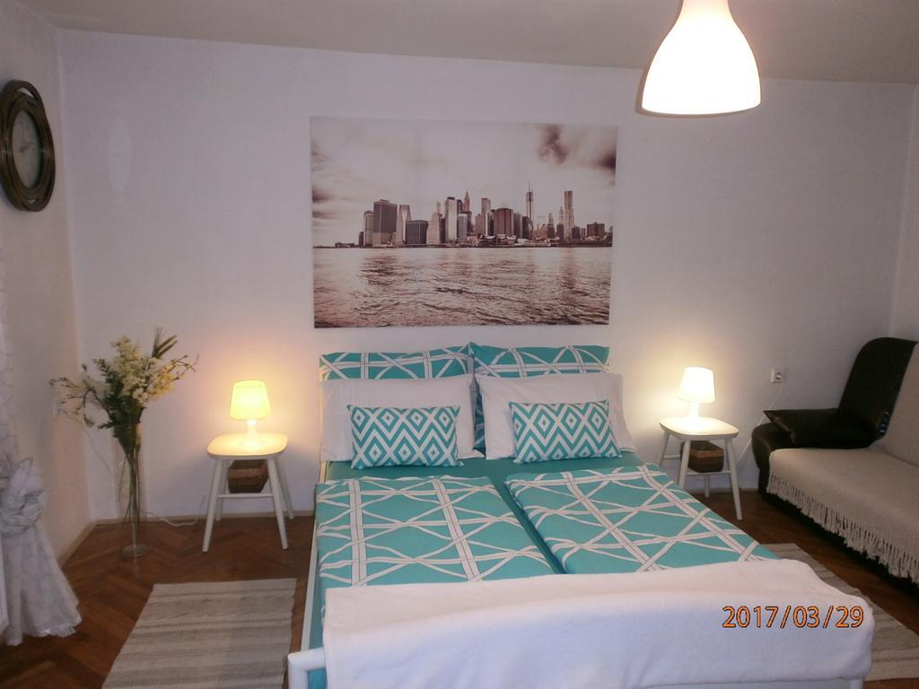Apartments Paradiso Самобор Екстер'єр фото
